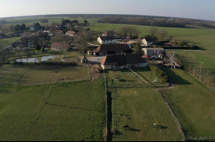 Hotel La Ferme De La Chassagne Devrouze Exteriér fotografie